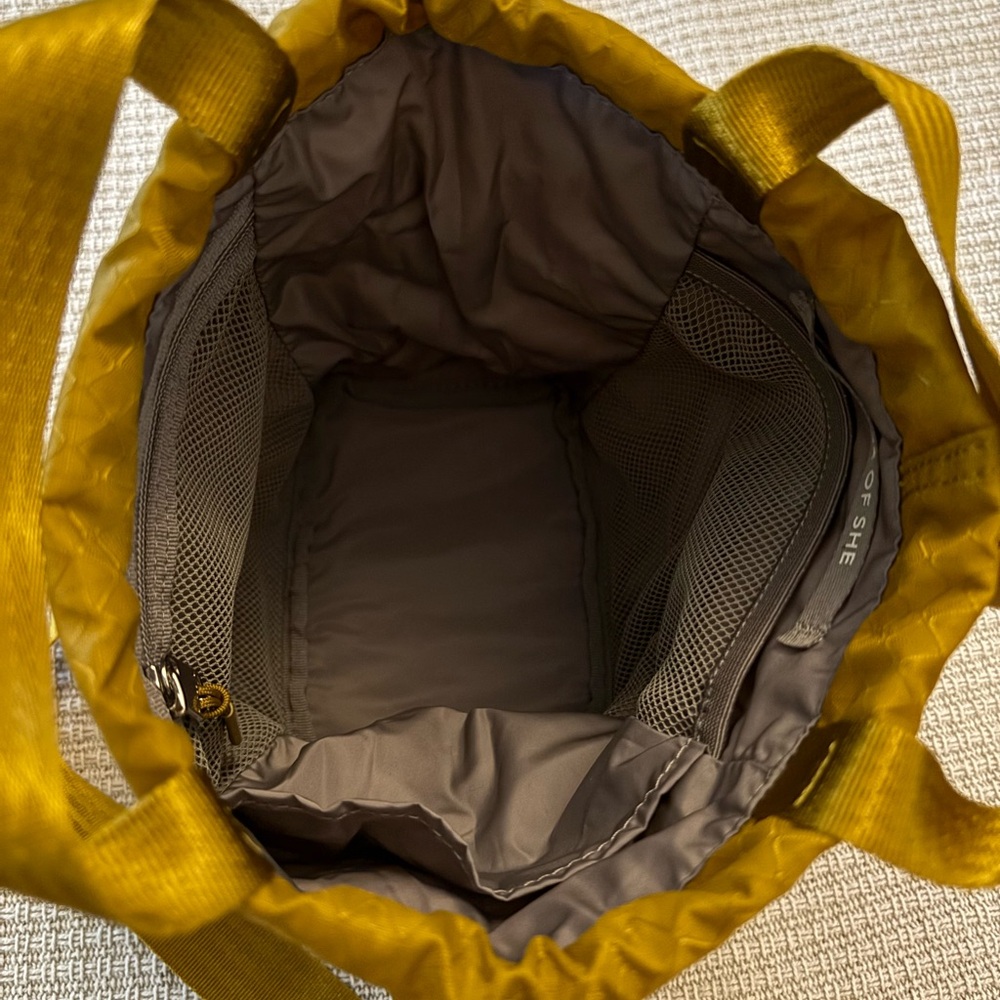 Athleta Drawstring Bag - Picture 4 of 11